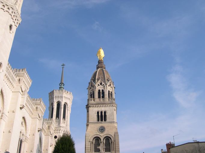  statue de la vierge, basilique de Fourvière